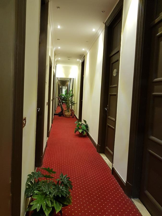 Paradise Hotel 3*